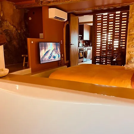 La Roche Doree - Golden Rock Holiday home *