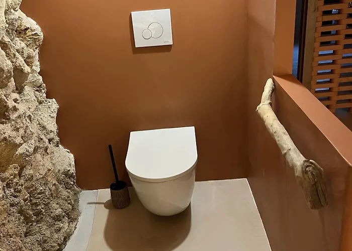 Escapade Troglodyte *
